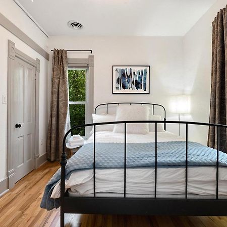 Lola House! Cozy Comfort, Prime Old Town Location Форт Коллинс Экстерьер фото